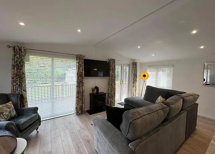 The Luxurious Langdale 6 At Park Dean White Cross Bay,