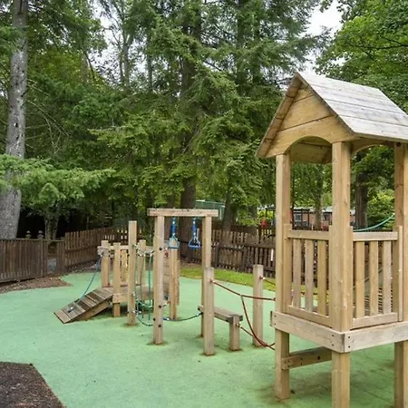 The Luxurious Langdale 6 At Park Dean White Cross Bay, *